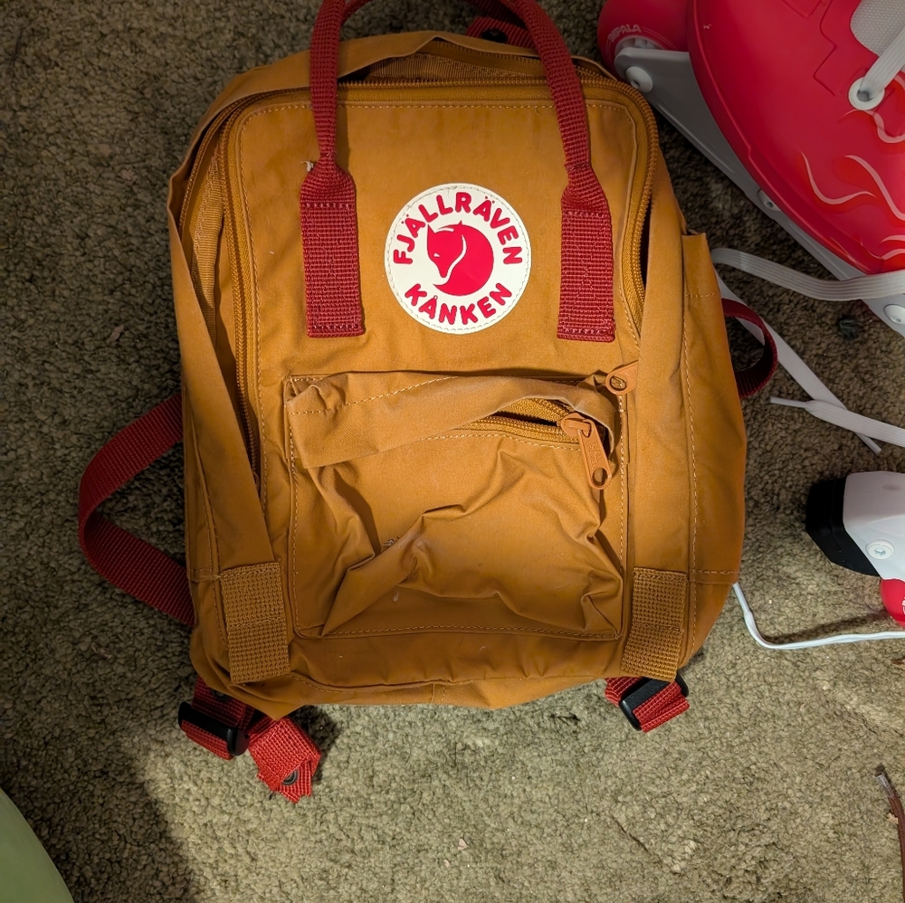 Mini Fjallraven Kånken YellowBackpack